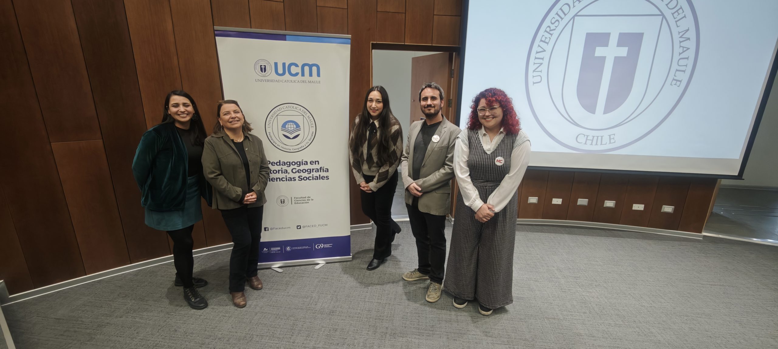 «La Plaza Pública» llega a seminario sobre formación ciudadana en Talca